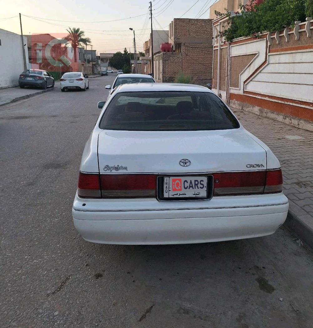 تويوتا كراون